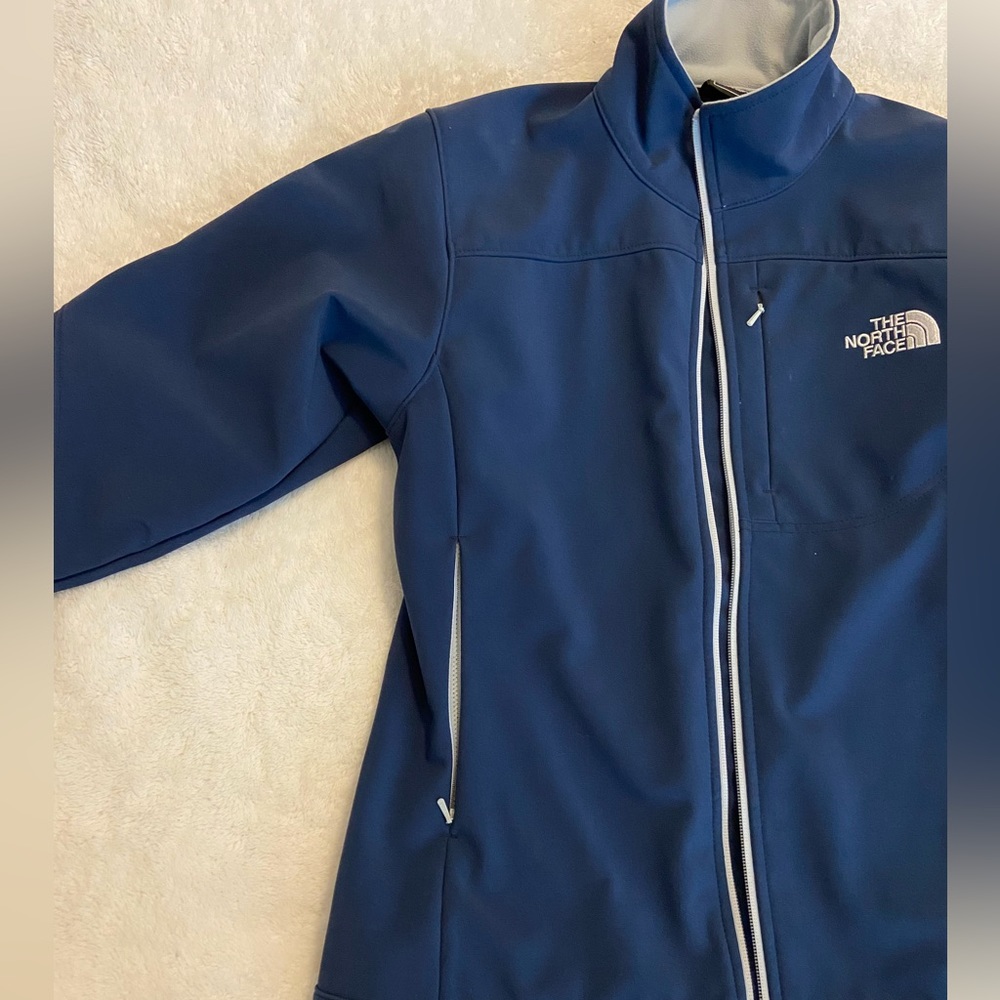North Face Navy Jacket - Picture 9 of 13